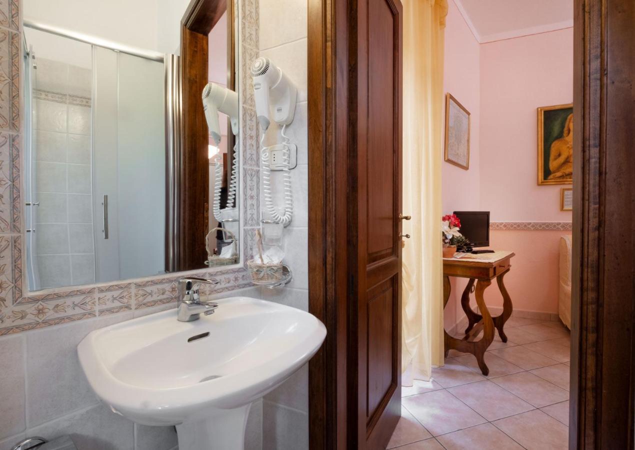 B&B Locanda Il Tufo Rosa Pitigliano Exterior photo