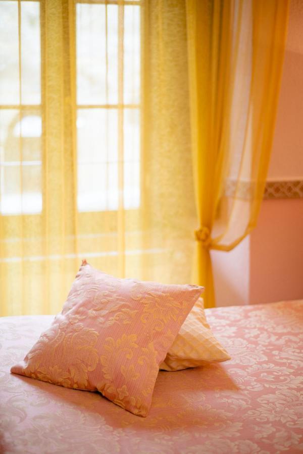 B&B Locanda Il Tufo Rosa Pitigliano Exterior photo